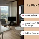 Bleu Salé - F2 Avec Balcon *