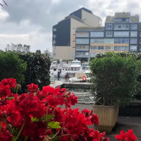 Apartment Bleu Sale - F2 Avec Balcon