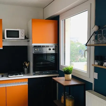 Bleu Sale - F2 Avec Balcon Apartament