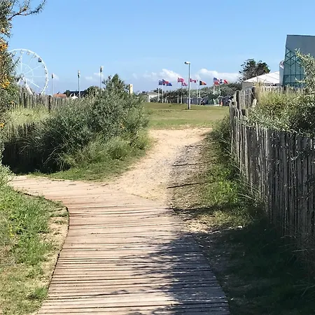 Bleu Sale - F2 Avec Balcon * Courseulles-sur-Mer