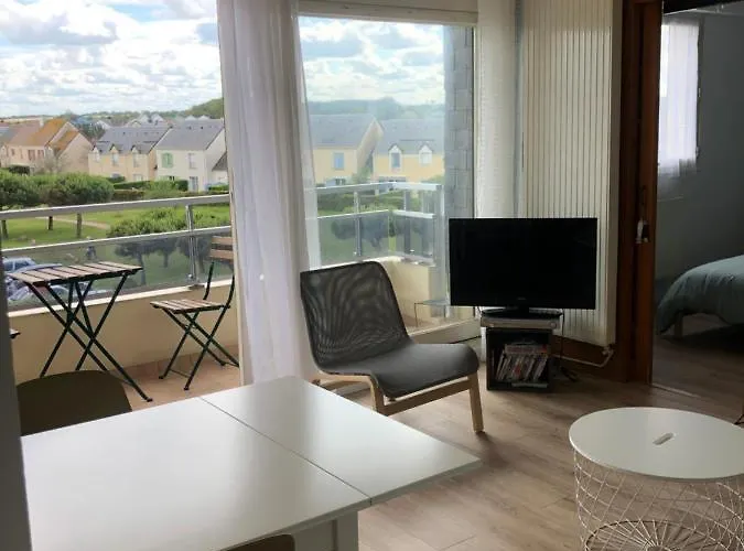 Bleu Salé - F2 Avec Balcon